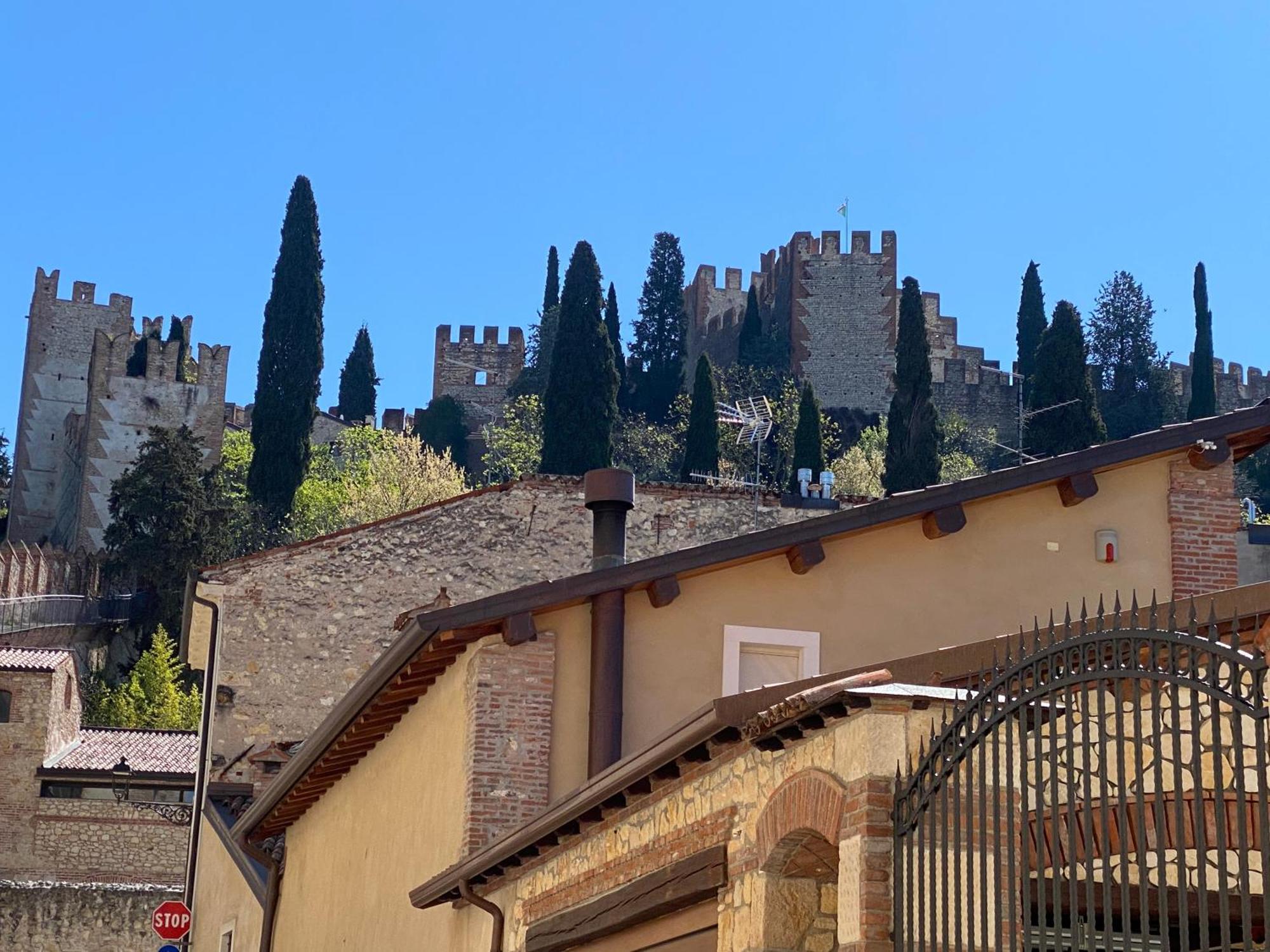Star Soave Rooms - Locazione Turistica Ngoại thất bức ảnh